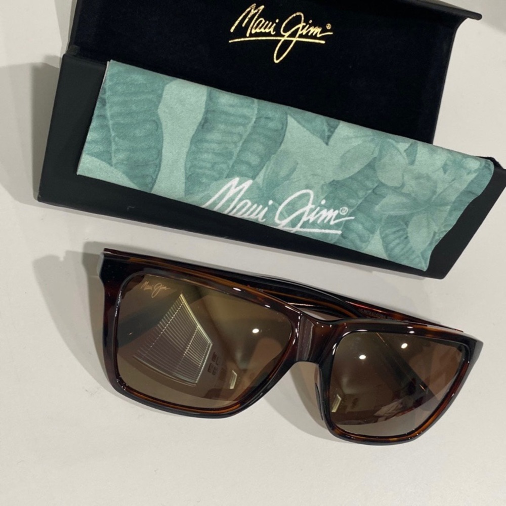 Maui Jim CRUZEM Polarized Rectangular Sunglasses
Frame: Tortoise